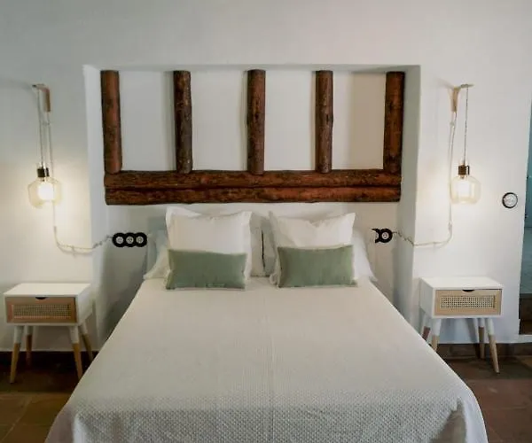 Rural La Fontanilla Hotel