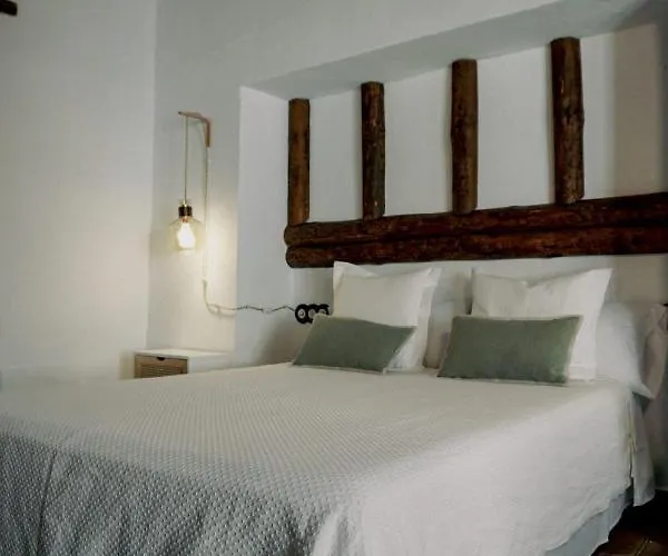 Rural La Fontanilla Hotel